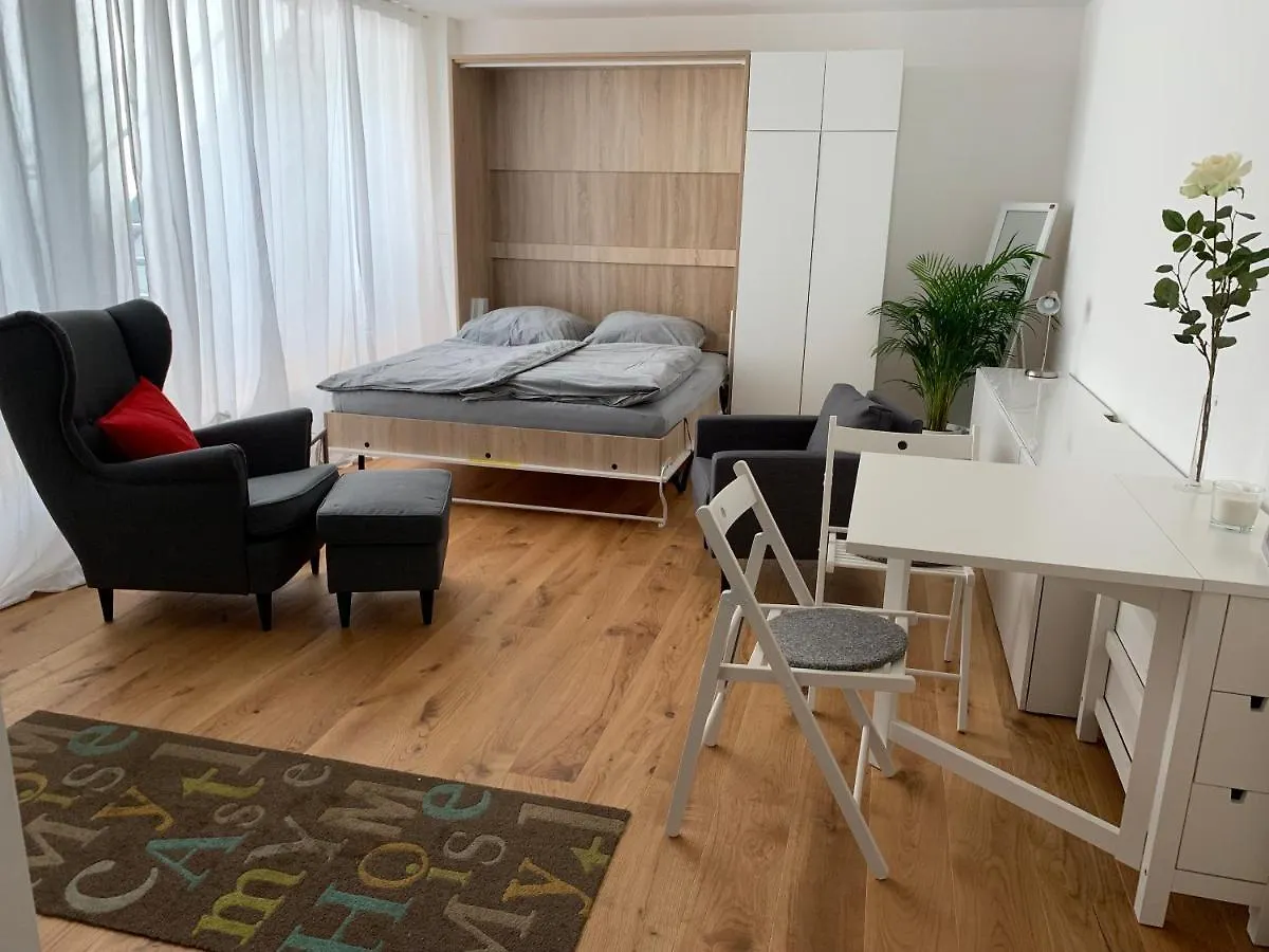 Modernes Studio Zentral In Munchen Gelegen Apartment