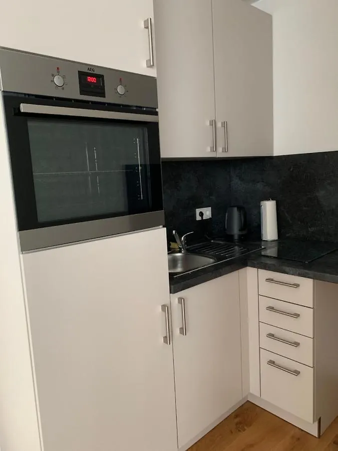Modernes Studio Zentral In Munchen Gelegen Apartment Germany
